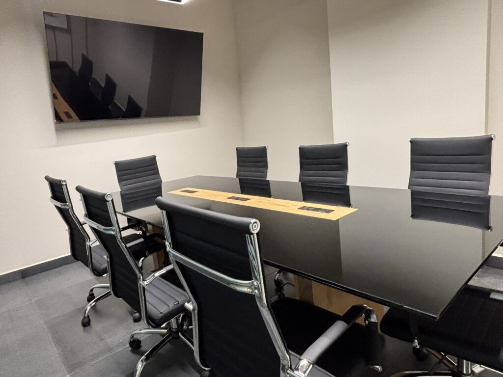 WhatsApp Image 2025-10-09 at 15.41.24 (2)