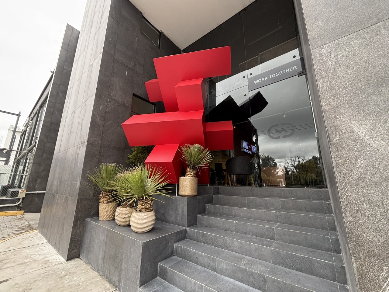 WhatsApp Image 2025-10-09 at 15.46.58 (3)