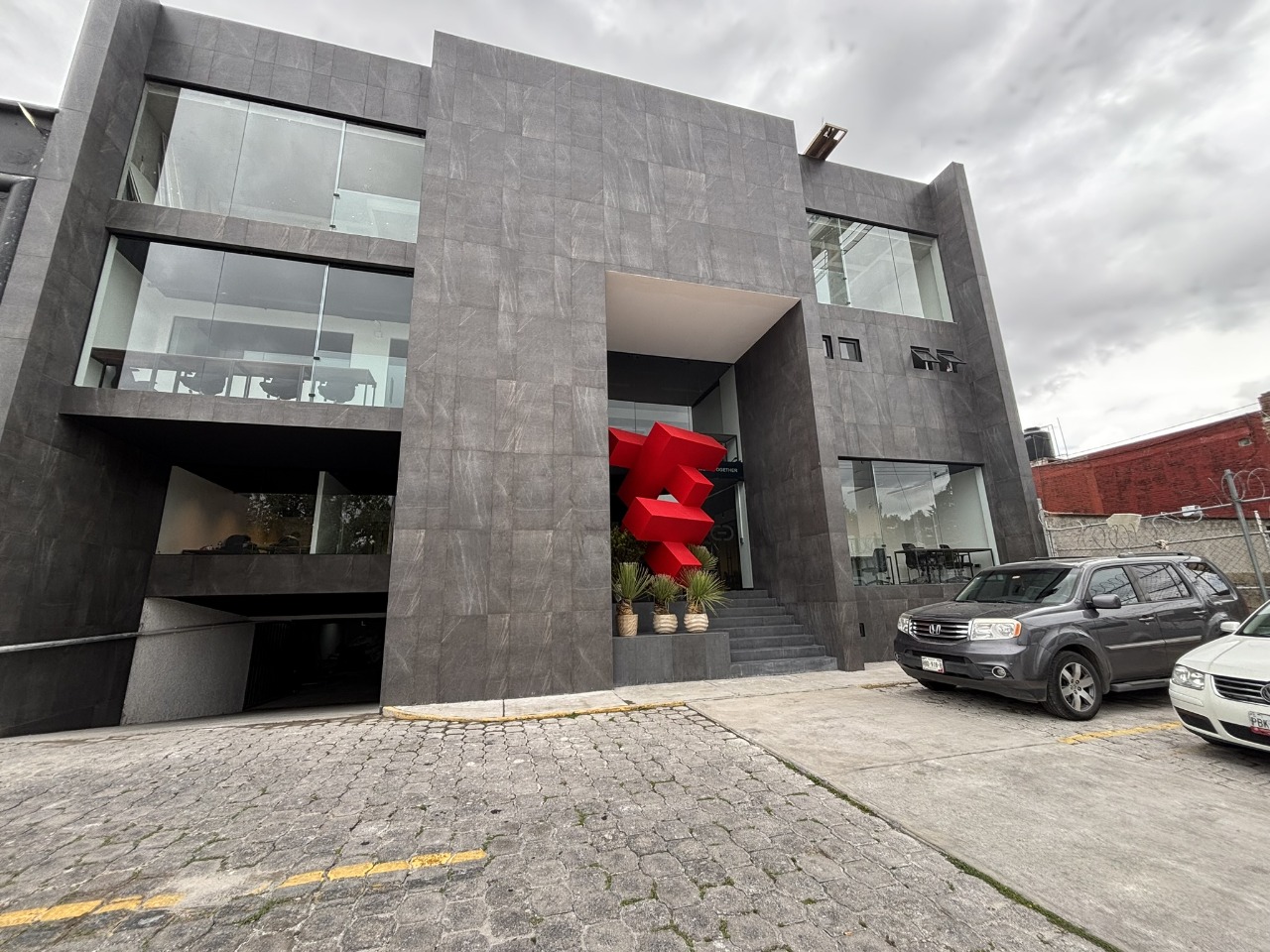 WhatsApp Image 2025-10-09 at 15.46.59 (1)