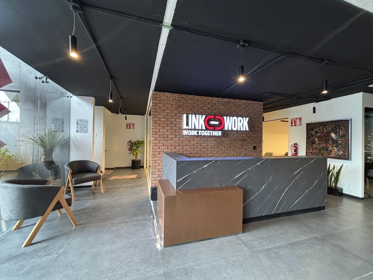 WhatsApp Image 2025-10-09 at 15.46.59 (2)