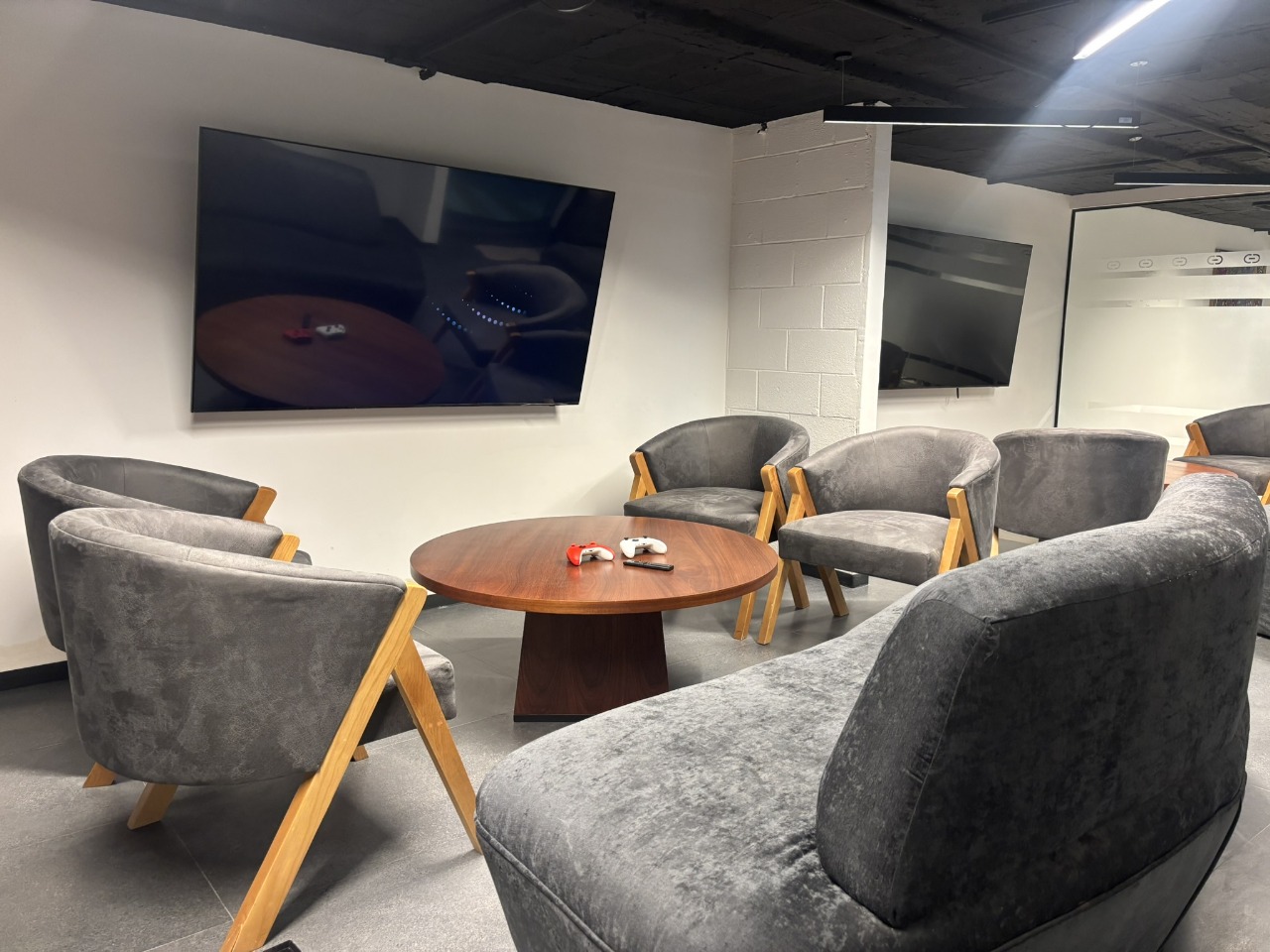 WhatsApp Image 2025-10-09 at 15.46.59